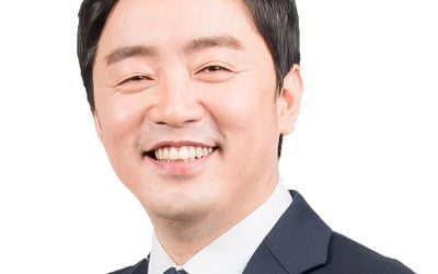  "비례정당 반대한다" 강훈식 민주당 대변인의 소신