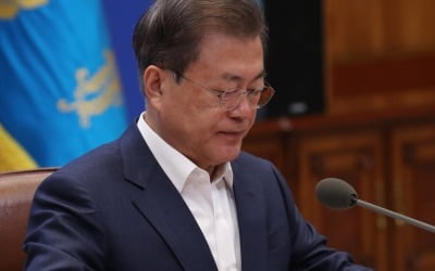 문대통령, "한미 통화스와프로 외환시장 안정화에 큰 도움…美 리더십에 감사"