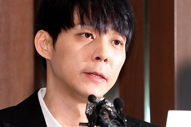 박유천, 공식 SNS 개설…은퇴한다더니 복귀 시동?