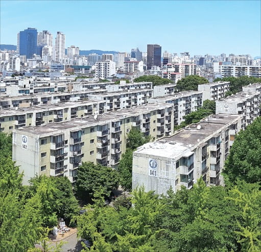 1만2032가구 대단지로 탈바꿈할 둔춘주공 1단지. 