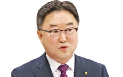 "불확실성 걷힐 때까지 관망…투자 결정 6월 이후로 미뤄라"