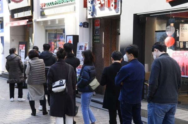 '어려울 때 도와야 친구인데…' 마스크 폭리 취하려는 中 업체들