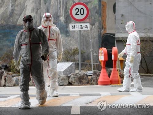경증환자 분리한다지만 '역부족'…대구 입원대기 2천명 넘어(종합)
