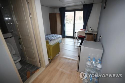 경증환자 분리한다지만 '역부족'…대구 입원대기 2천명 넘어(종합)