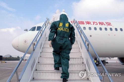 중국서 이탈리아발 귀국 중국인 7명 확진…'역유입' 잇따라(종합)