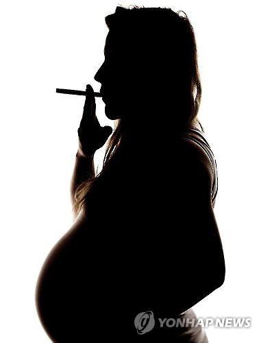 "임신 초기 금연으론 불충분, 임신 전 담배 끊어야"