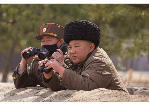북한, 일주일만에 또 화력타격훈련…초대형 방사포 발사