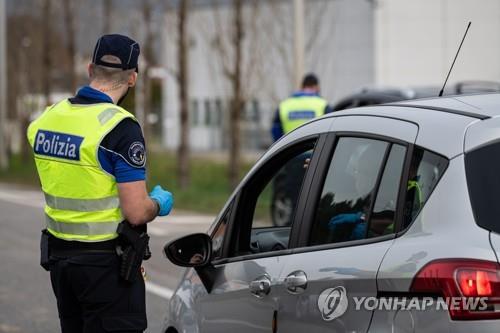 스위스, 확진자 800명 넘어…남부는 비상사태 선포(종합)