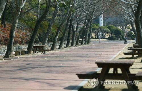 '사이버 개강' 우려 결국 현실화…"진도만 빼 주입식 교육 같아"