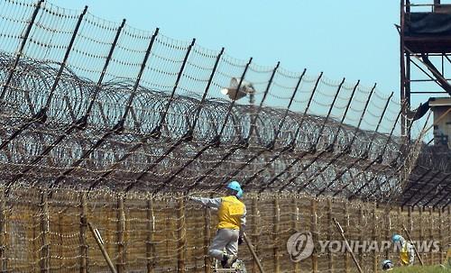 [김귀근의 병영톡톡] CCTV 감시장비로 다 막을 수 있나