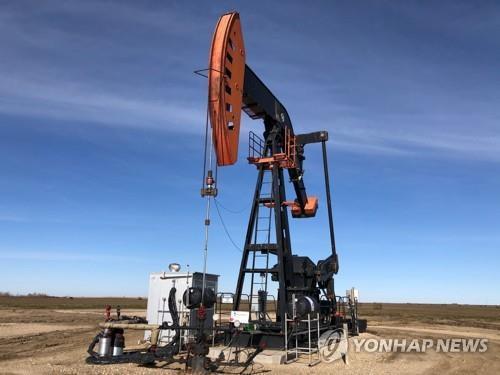 국제유가, 급락 지속…WTI·브렌트유 2주간 40% 폭락