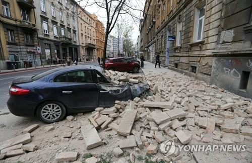 크로아티아 자그레브 북부서 지진…지붕 잔해 떨어져 1명 부상(종합)