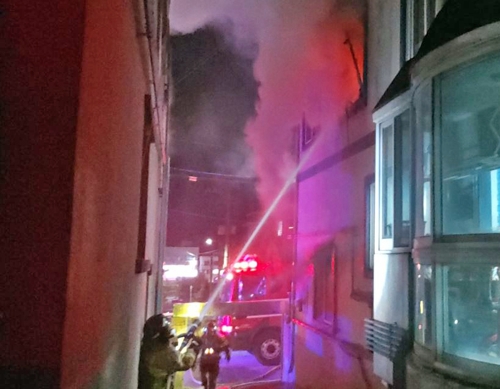 양양 건물 2층서 화재…1명 사망·2명 부상