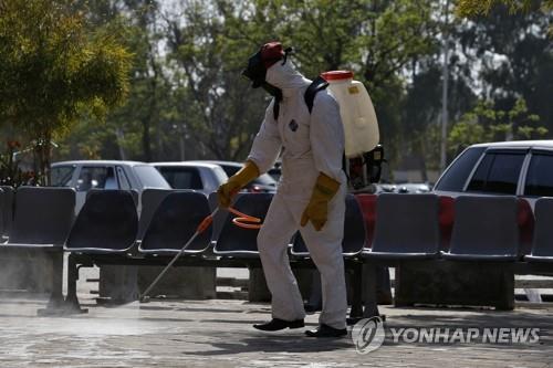 남아시아 20억명 발 묶였다…인도·네팔·스리랑카 '봉쇄'