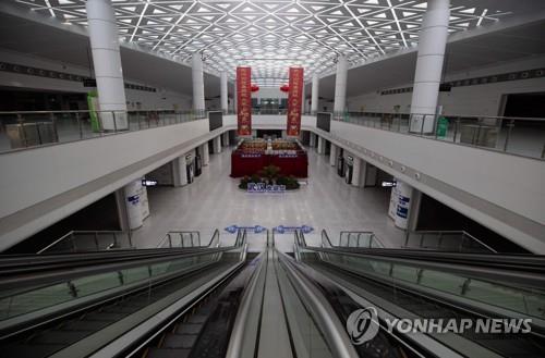 중국 후베이성 '봉쇄 해제'…하늘길·땅길 다시 열렸다
