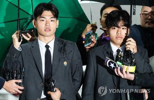 보이밴드 '더이스트라이트' 폭행 묵인 기획사 회장 집유 확정
