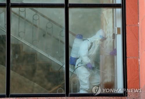 경북 청도 97살 할머니 코로나19 완치 판정…국내 최고령