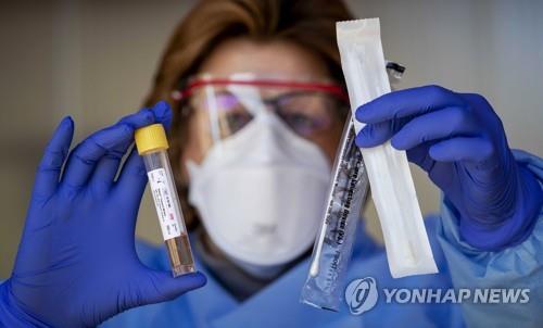 이란 "다음달 코로나19 검사키트 자체 생산·수출"