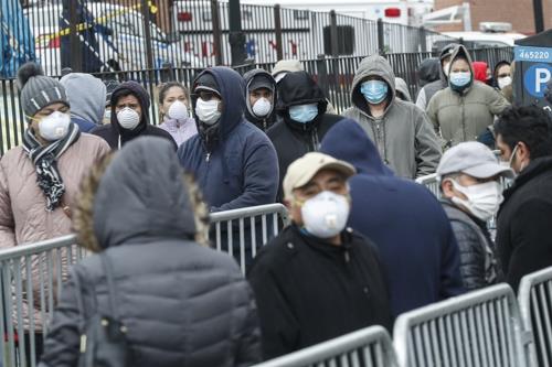 미 뉴욕주 확진 3만7천명…'부족' 인공호흡기 2명이 공유 승인