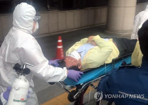 권영진 대구시장 가슴통증 지속…코로나19 검사도 받아