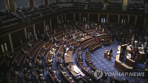 미 정가, 추가부양책 '만지작'…"2조2천억 달러보다 많을 수도"(종합)