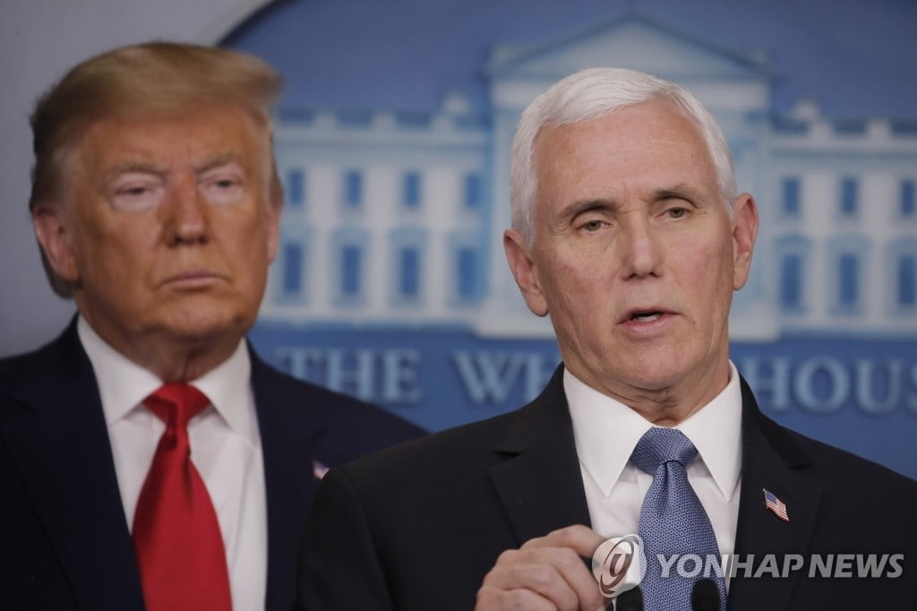 트럼프 "美 입국때도 의료검사"…한국·이탈리아 대상