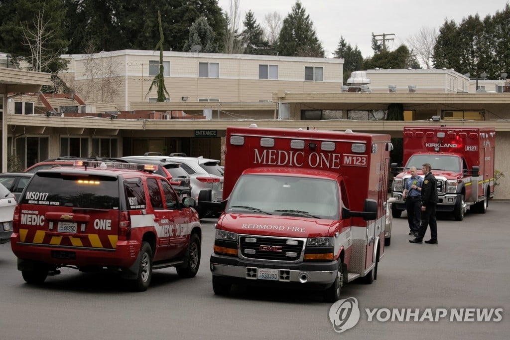미국서 두 번째 코로나19 사망자 발생…위중환자 3명