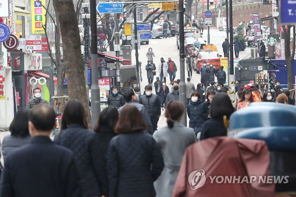 전 국민, `코로나 스트레스` 심각 수준..."마음 병 들어"