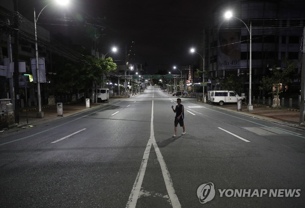 필리핀 두테르테 "72시간내 떠나라"…6만 한국교민 불안감↑