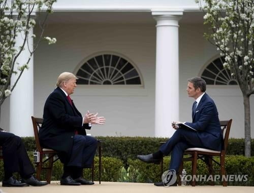트럼프 "부활절(4.12)에 정상화 하자...경기침체, 더 많은 사람 죽일 것"