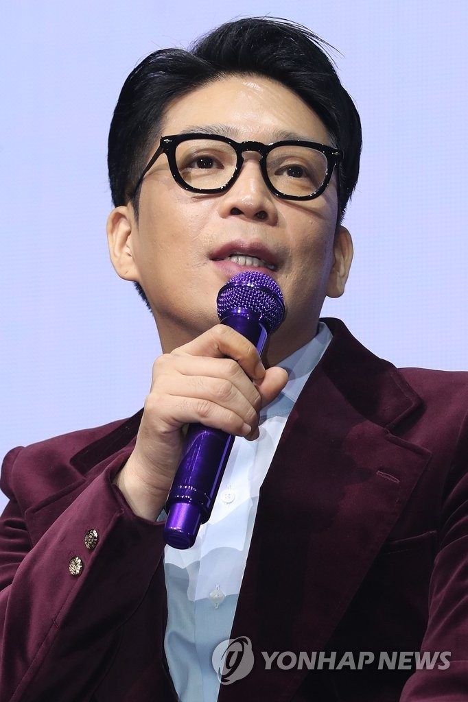 MC몽 기부, "돌아가신 할머니 생각…코로나19 취약계층에 써달라"