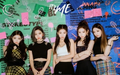 ITZY, 컴백 당일 쇼케이스 온라인 생중계…'워너비'무대 최초 공개