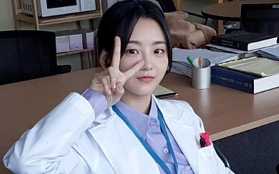 '슬기로운 의사생활' 조이현, 본방사수 독려인증샷