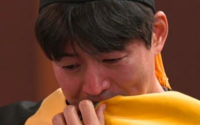 [어제 뭐 봤어?] '집사부일체' 끝 아닌 시작…이상윤X육성재 '눈물의 졸업식'