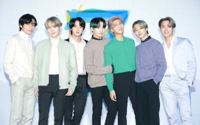 방탄소년단, '더팩트 뮤직 어워즈' 대상 포함 4관왕 영예