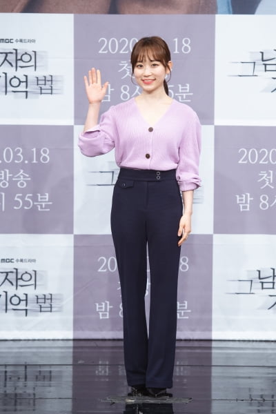 [TEN 포토] '그 남자의 기억법' 김슬기, '끝없는 다리 길이'