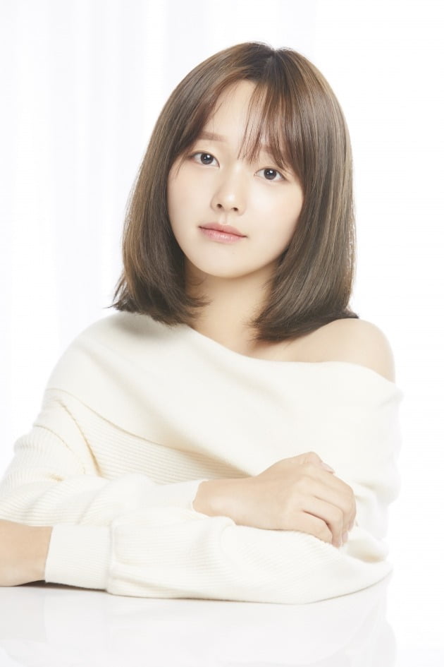 tvN 월화드라마 '방법'에서 저주를 거는 능력을 지닌 10대 소녀 방법사 백소진 역으로 열연한 배우 정지소. /사진제공=아이오케이컴퍼니