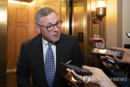 미 상원의원 4명, 코로나19 따른 폭락장 직전 주식매도 논란(종합)