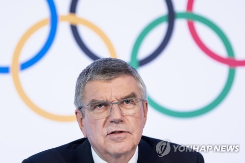 IOC 성평등 강력 추진…올림픽 개회식서 '남녀 공동 기수' 승인