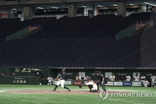 어수선한 일본 프로야구…확진자 발생에 줄줄이 활동 중단