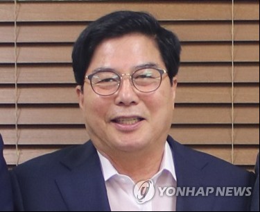 유두석 전남 장성군수 등 12명 민주당 복당