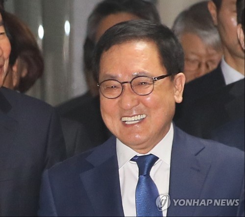 민주당 부산 "이제는 공약이다"…김영춘 초읍선·당감신도시