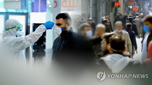 한국 외 환자 10만명 발생…정부, 특별검역·입국제한 검토