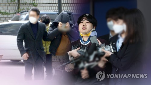 조주빈 '영상녹화실'서 3차 검찰 조사…변호인 선임 못 해(종합)