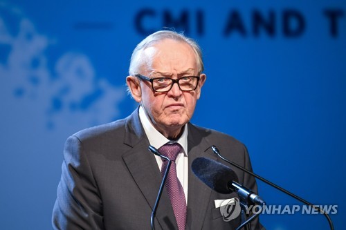 "'노벨평화상 수상' 핀란드 전 대통령도 코로나19 감염"