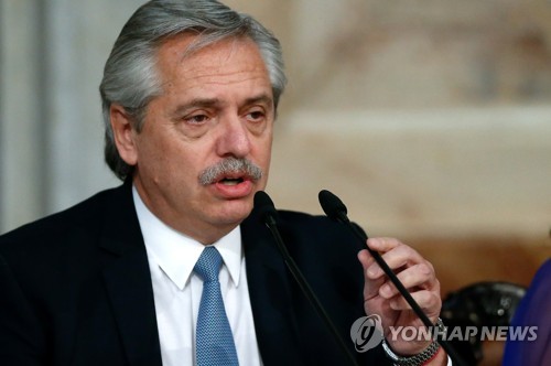 아르헨티나 대통령 "임신 초기 낙태 합법화 법안 발의할 것"