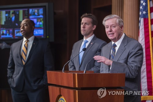 "부양책에 오류"…트럼프 측근 그레이엄 등 공화 의원들 제동