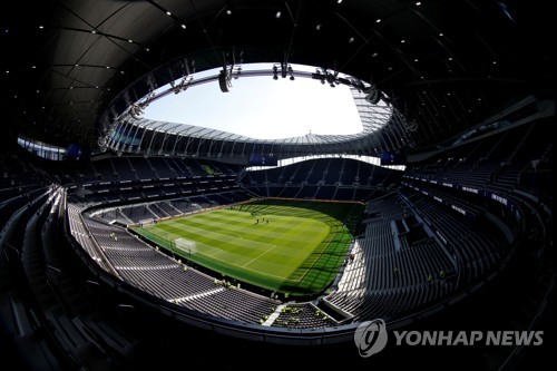 코로나에 축구산업 흔들린다…CIES "5대 리그 몸값 13조 증발"