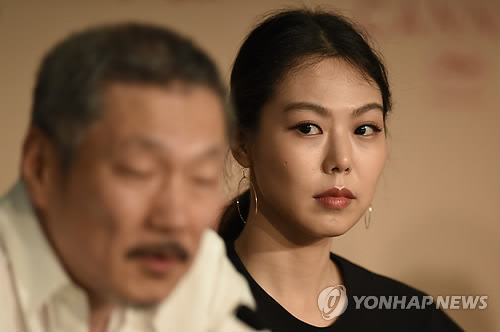 홍상수 작품세계…"모든 일반화와 장르를 거부"