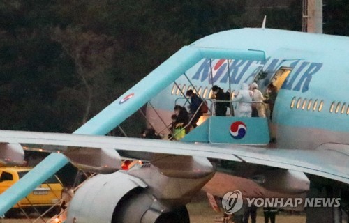 中우한 교민 총선투표 못한다…선관위, 재외선거 사무중지 결정(종합)